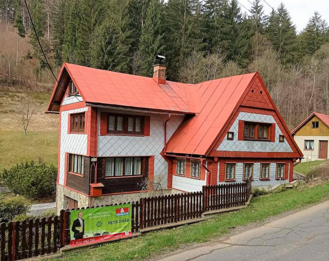 Ubytovani V Retro Chalupe Na Vecnosti Tanvald Exterior photo
